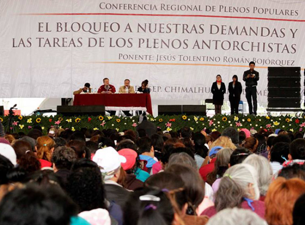Jesús Tolentino imparte conferencia regional a plenos populares en Chimalhuacán