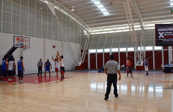 Se realiza torneo estatal de basquetbol