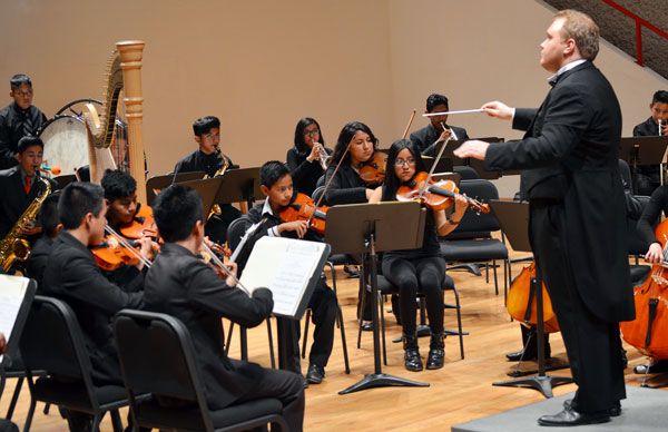 Orquesta infantil de Ixtapaluca se presentó en el CENART