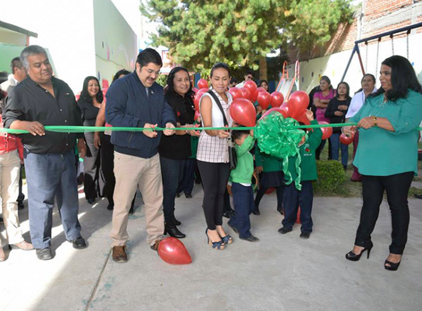 Inauguran en Texcoco la techumbre del jardín de niños Acamapichtli