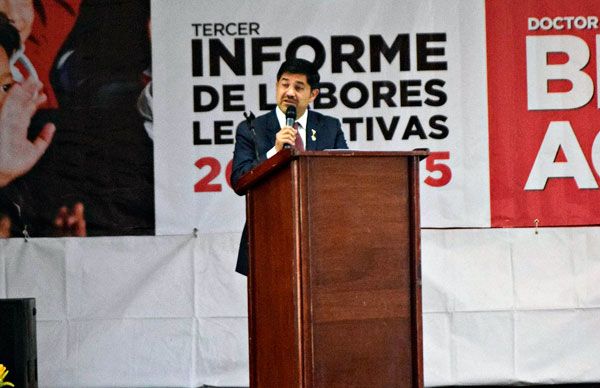 Brasil Acosta rinde tercer informe de actividades legislativas y de gestión 