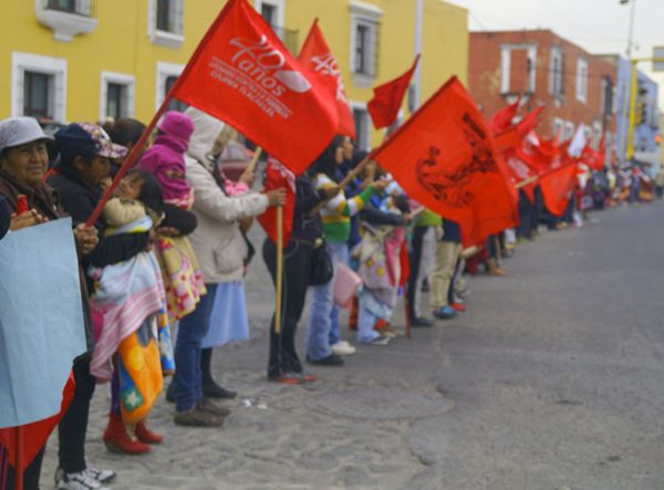 Cadena humana contra Simarrón