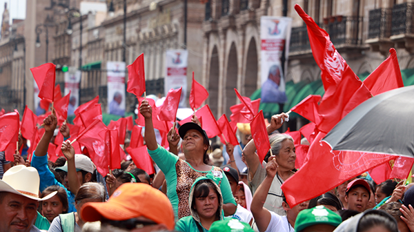 Ante 30 mil michoacanos, Aquiles Córdova llamó a formar una gran fuerza social 