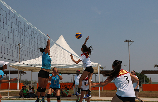 Logran primeros lugares Puebla y Edomex en voleibol