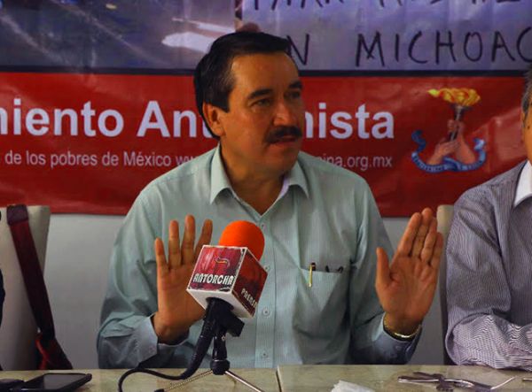 El gobierno de Michoacán incumple la ley, y la Segob federal no interviene