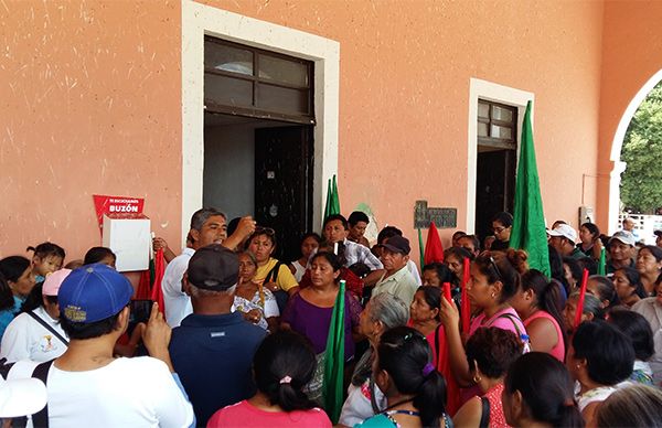 Se compromete el Ayuntamiento de Calkiní a dar cumplimiento a compromisos acordados con Antorcha Campesina