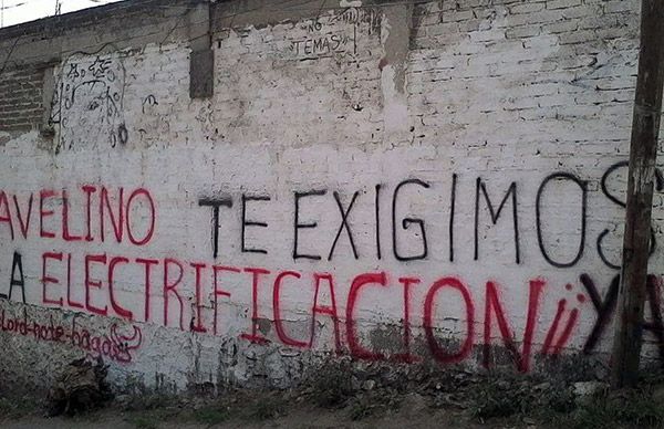 Habitantes de Xochimilco exigen que el delegado resuelva las necesidades de sus gobernados
