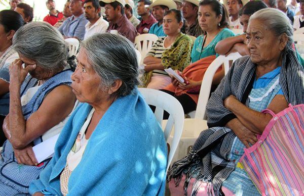 Se benefician comunidades de Zumpahuacán con apoyos de vivienda