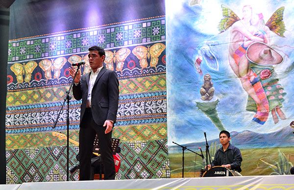 Arrasa Macuil Xóchitl en XIX Espartaqueada Cultural Nacional