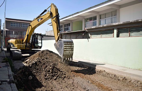 Inician siete pavimentaciones en Texcoco