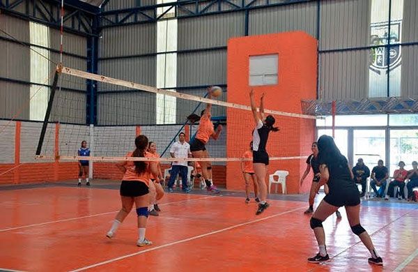 19 equipos queretanos participan en Eliminatoria Estatal de Voleibol