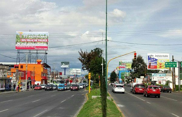 Con espectaculares, anuncian 23 aniversario  antorchista en el Valle de Toluca