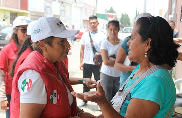   Sigue Soraya Córdova recorriendo colonias del norte