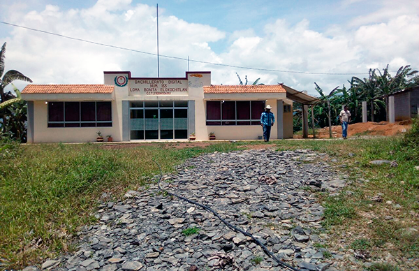 Tendrá techado bachillerato en Loma Bonita