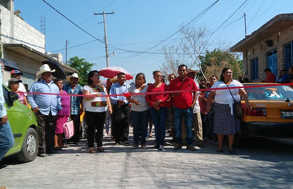 Inaugura Antorcha calle en Tehuitzingo