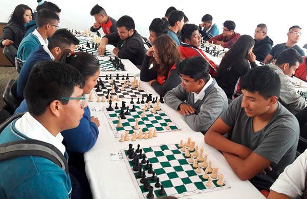 Destacada participación de jóvenes de La Paz en torneo estatal de Ajedrez