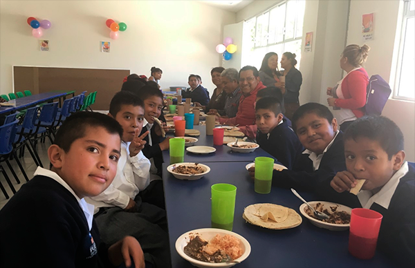 Estrenan comedor escolar en Ahuatempan