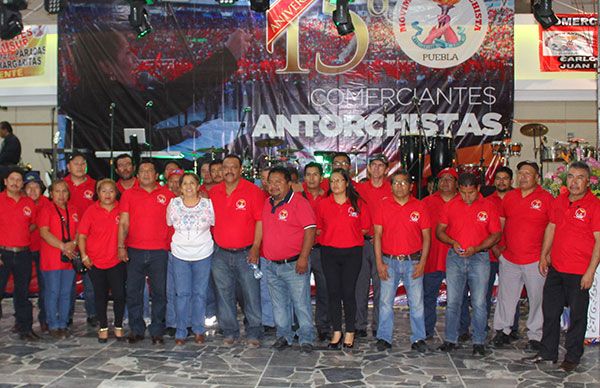 15 años de lucha y progreso: Antorcha
