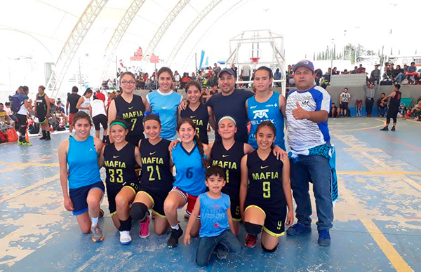 Triunfan serranos en Torneo Estatal de Básquetbol