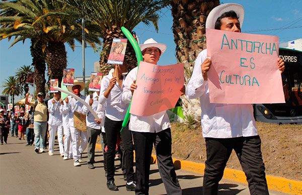 Antorcha realiza Caravana Cultural de protesta 