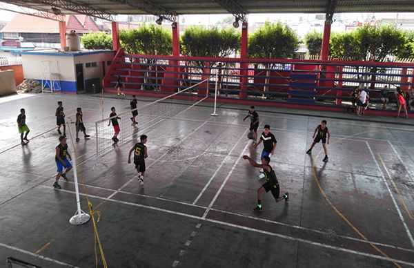 Deportistas continúan los entrenamientos rumbo al nacional de voleibol