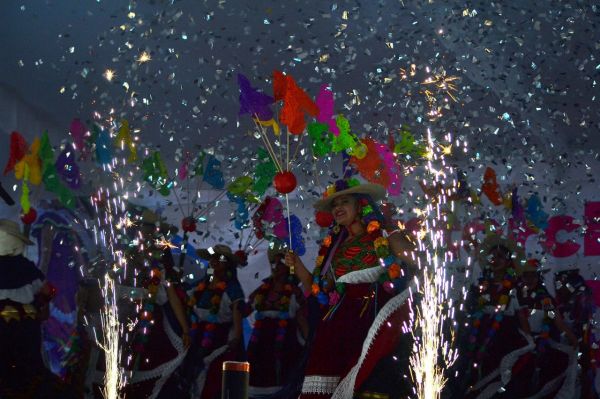 Gala Cultural para los pobres de México 