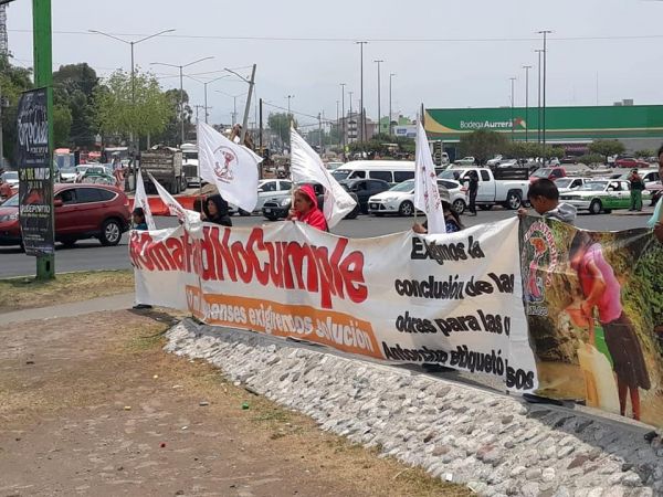 36 días en plantón, Omar Fayad ignora a sus gobernados 