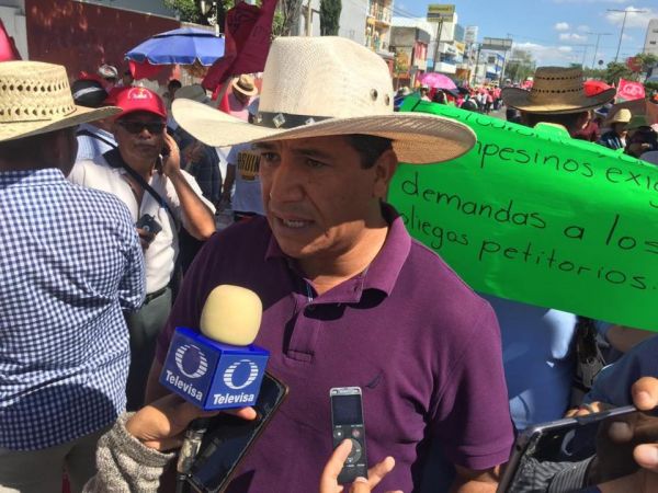 Marcha Antorcha en Oaxaca ante indiferencia del Gobernador, Alejandro Murat 