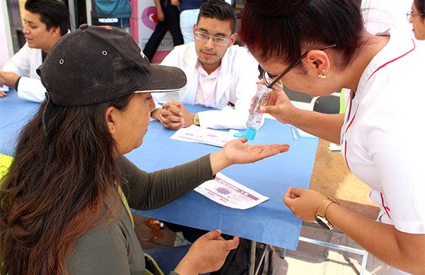 DIF Ixtapaluca apoya a personas adultas mayores ante COVID-19