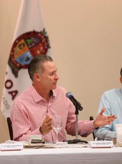 Quirino Ordaz discrimina a antorchistas sinaloenses