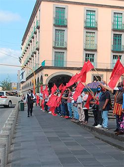 Fratelli tuit, reflexiones útiles para los mexicanos