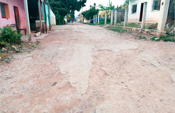 Vecinos de Tikinmul solicitan a alcalde de Campeche acabar con lodazales