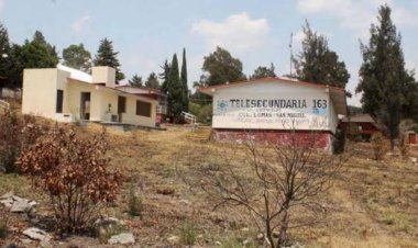 Deserción escolar se agrava en Hidalgo por insensibilidad de Omar Fayad