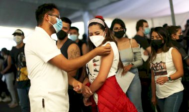 Regreso seguro a clases solo con vacunas