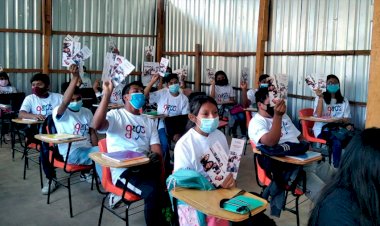 Brindan taller sobre prevención de adicciones a estudiantes de bachillerato en Chilpancingo