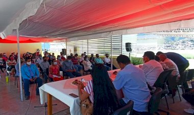 Se reúne vocero nacional con seccionales de Antorcha en Guerrero