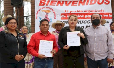 Entregan pliego de peticiones en Tecate