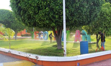Realizan acciones de limpieza en la plaza Xochicali 