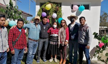 Inauguran sanitarios biodigestores en Tenejapa 