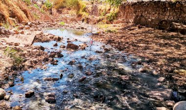 Daños por aguas negras en San Gabriel