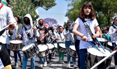 Habitantes se manifiestan por obras y servicios en Ecatepec 