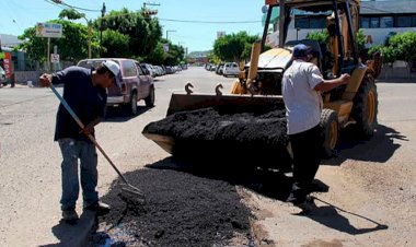 Vialidades paceñas, un viacrucis para trasportistas y peatones