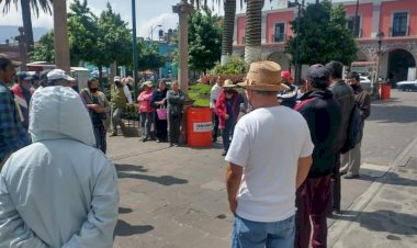 Tenanguenses exigen a su alcalde, solución a necesidades básicas