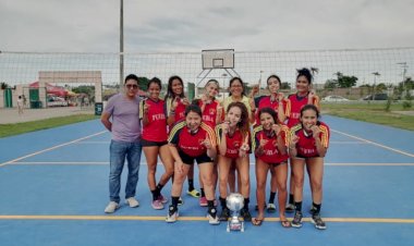 Logra Tehuacán primer lugar en torneo nacional de voleibol