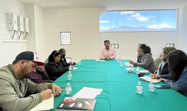 Formalizan obras y servicios para colonias marginadas de Pachuca 