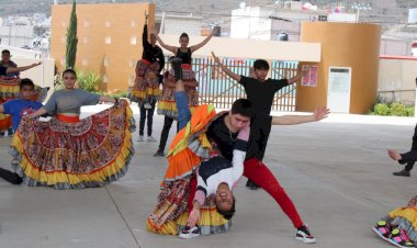 Jóvenes de colonias populares de Hidalgo participarán en el VI Concurso de Folclor Internacional