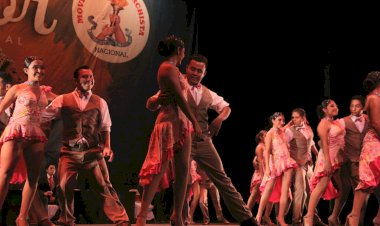 La elegancia y la belleza del tango argentino por parte del ballet del estado de Veracruz