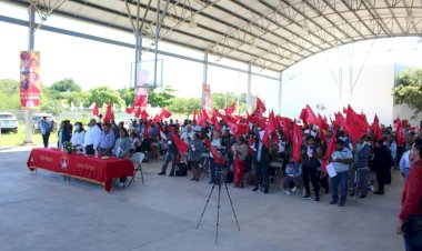 Yucatecos mantienen vivos los ideales de Arturo Marín
