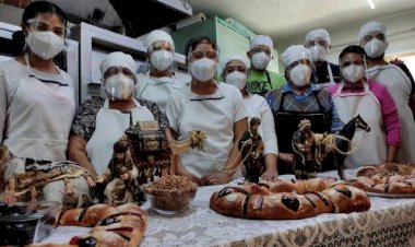 Laguneros realizan roscas de Reyes para fortalecer las finanzas antorchistas