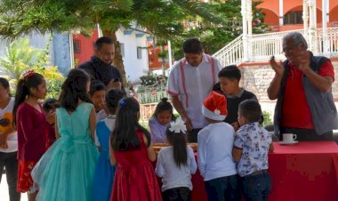 Alcalde resalta educación como pilar de desarrollo de Huitzilan